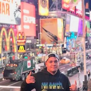 Meet your Posher, Edwin